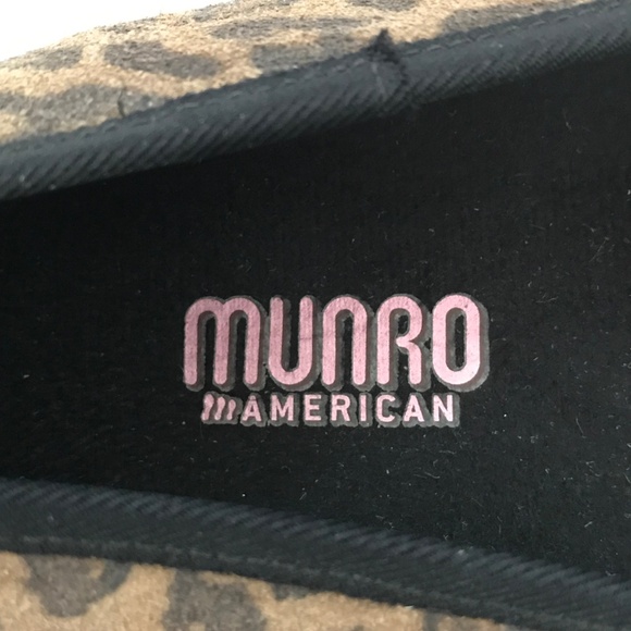 MUNRO Jerrie Leopard Loafer Suede Comfort Flats Black Tan Women’s Size 13 - Picture 13 of 16